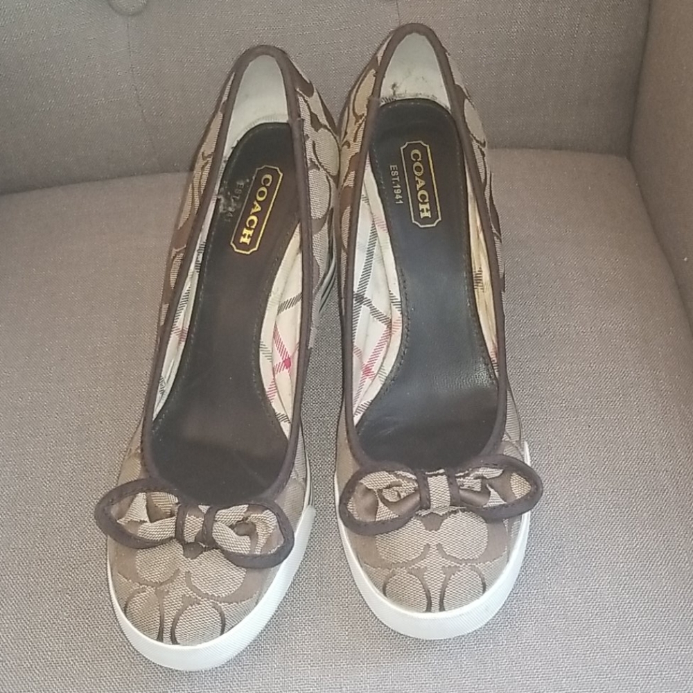 Coach Sweetie Wedges - Picture 2 of 9